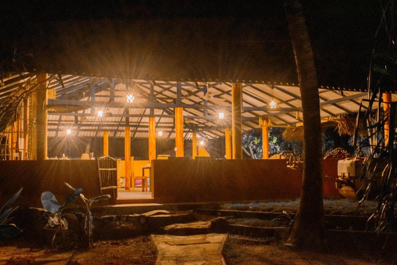 Sarada Beach Resort Yala Tissamaharama Zewnętrze zdjęcie